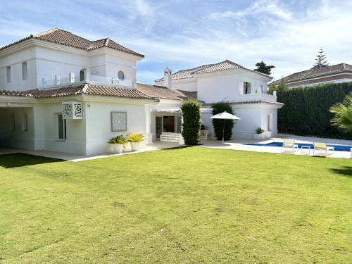 Renovated Villa for Sale in Sotogrande Costa’s Sought-After B-Zone