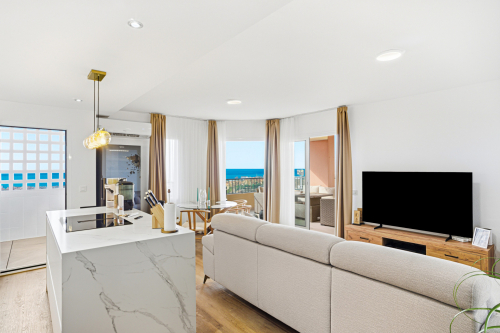 Impeccable, south-facing two-bedroom apartment, located in the gated community of Terrazas del Sol, Mijas Costa