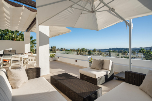 Elegant duplex penthouse in Aloha, Marbella with 3 bedrooms